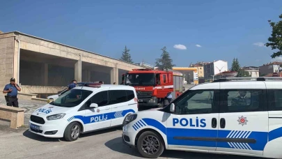 Karaman’da İnşaat Halindeki Otoparkta Yangın Paniği