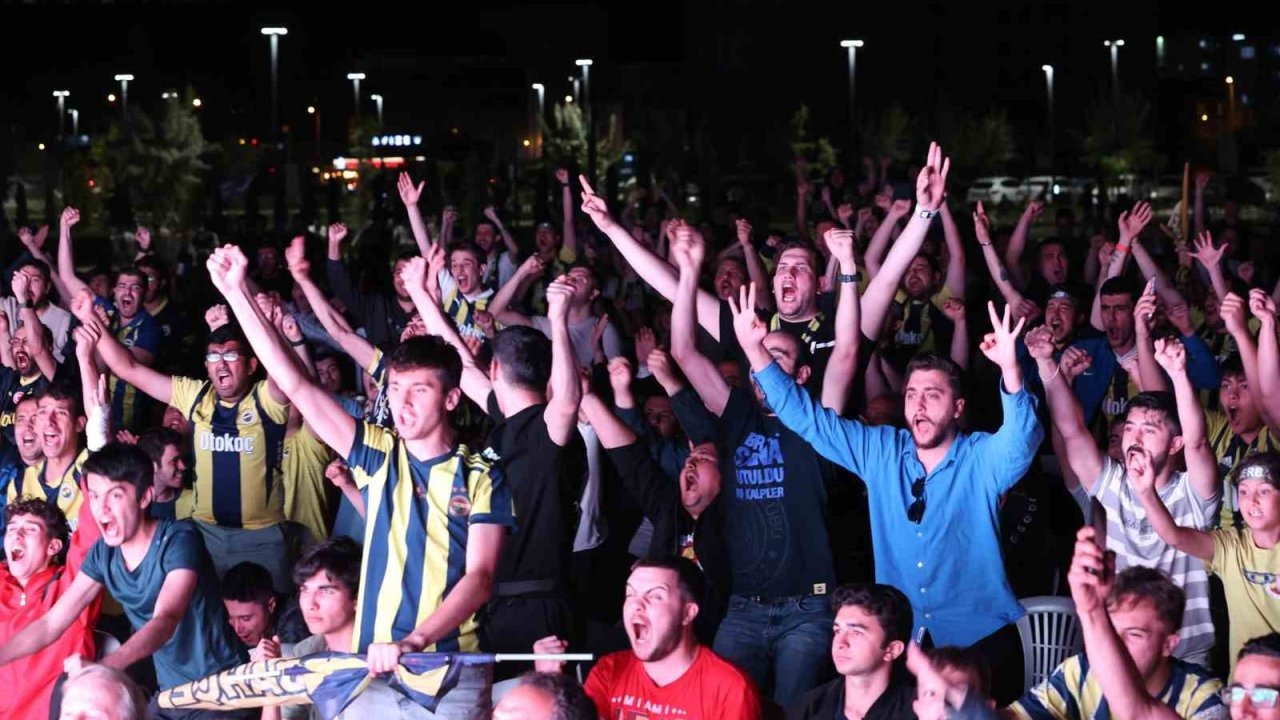 EuroLeague’de final heyecanı Sincan Park’ta yaşandı