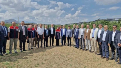 TBMM Komisyonu Karaman’da Zirai Don Hasarını İnceledi: Elma Bahçeleri Boş