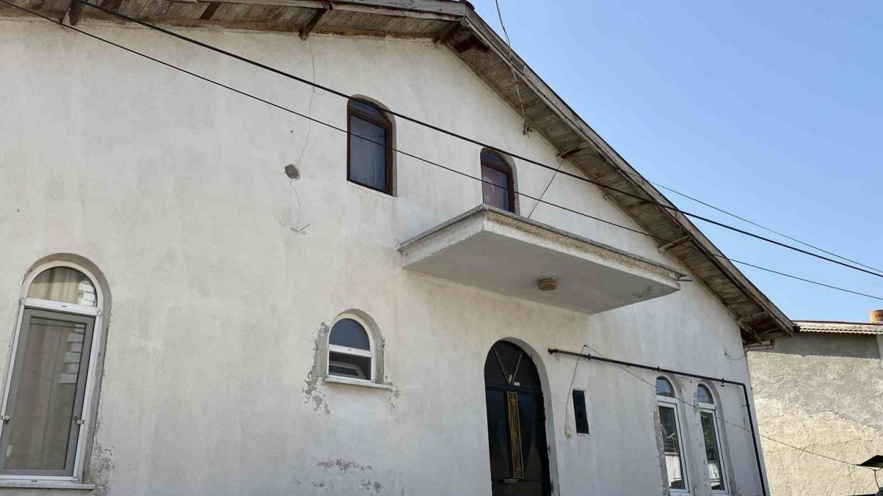 Konya’da Talihsiz Olay: Balkondan Düşen Yaşlı Adam Hayatını Kaybetti