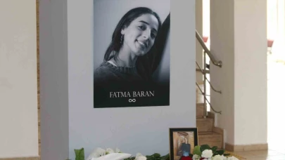 İzmir'deki Feci Kazada Hayatını Kaybeden Üniversite Öğrencisi Fatma Baran Anıldı
