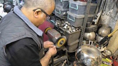 Bıçak bileyicileri Kurban Bayramı’ndan memnun