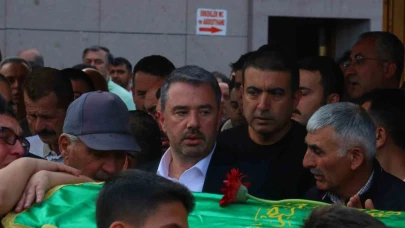 Salda Gölü'nde Boğulan Baba-Oğul Ankara'da Toprağa Verildi