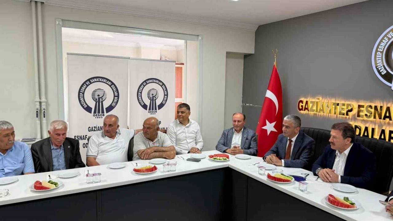 TŞOF Genel Başkanı Mehmet Yiğiner, Gaziantep’te esnaf odası başkanlarıyla buluştu