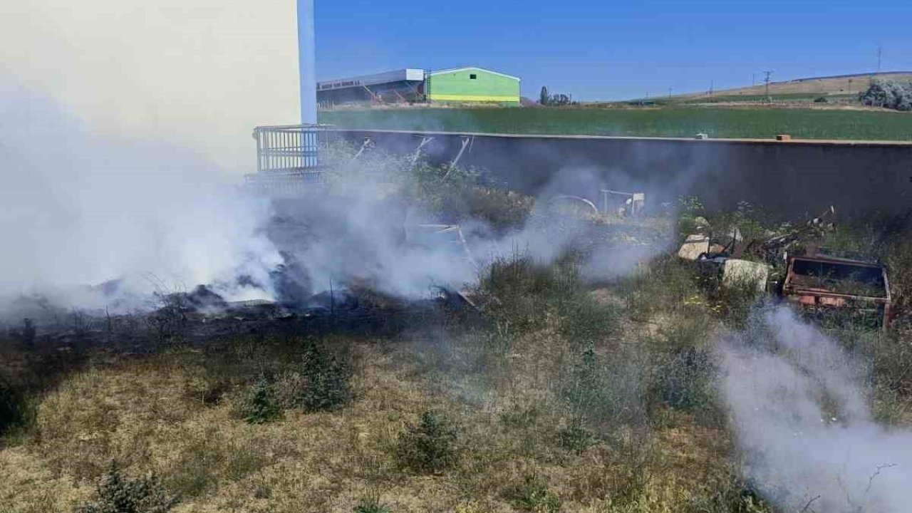 Yozgat’ta fabrika arazisindeki yangın söndürüldü