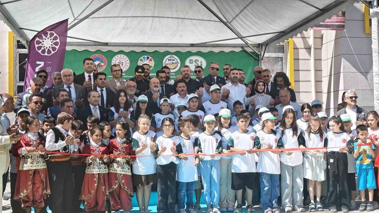 Vali Çiçek: "ERVA, koskoca 1,5 milyonluk Kayseri’nin kendi projesi oldu"