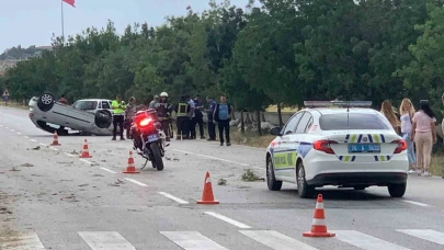 Karaman'da Aile Otomobili Takla Attı: 2'si Çocuk 4 Yaralı