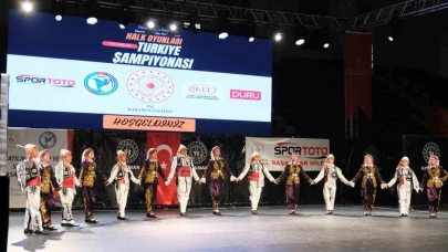 Karaman'da Halk Oyunları Coşkusu Sona Erdi: Kazananlar Ödüllerine Kavuştu