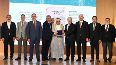 Yurt dışına kaçırılan nadide yazma eserlerden "Kitab Şerhu’l-Esma" yeniden Konya’ya kazandırıldı