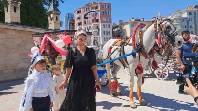 Karaman’da 529 Yıllık Sünnet Geleneği Yaşatıldı: 25 Çocuk İçin Tören Düzenlendi