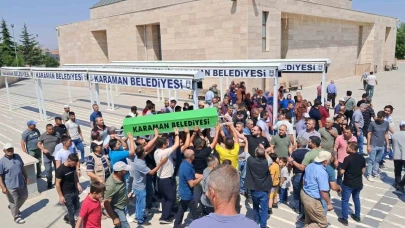 Karaman’da 5. Kattan Düşen 2 Yaşındaki Miraç, Son Yolculuğuna Uğurlandı