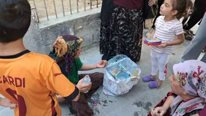 Karaman’da Bulaşık Makinesi Yangını: Yaşlı Kadın Muhabbet Kuşunu Dumandan Kurtardı