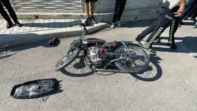 Karaman’da 1’i ağır 2 kişinin yaralandığı kaza kamerada