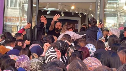 Karaman’da mağaza açılışında izdiham: Polis zor anlar yaşadı