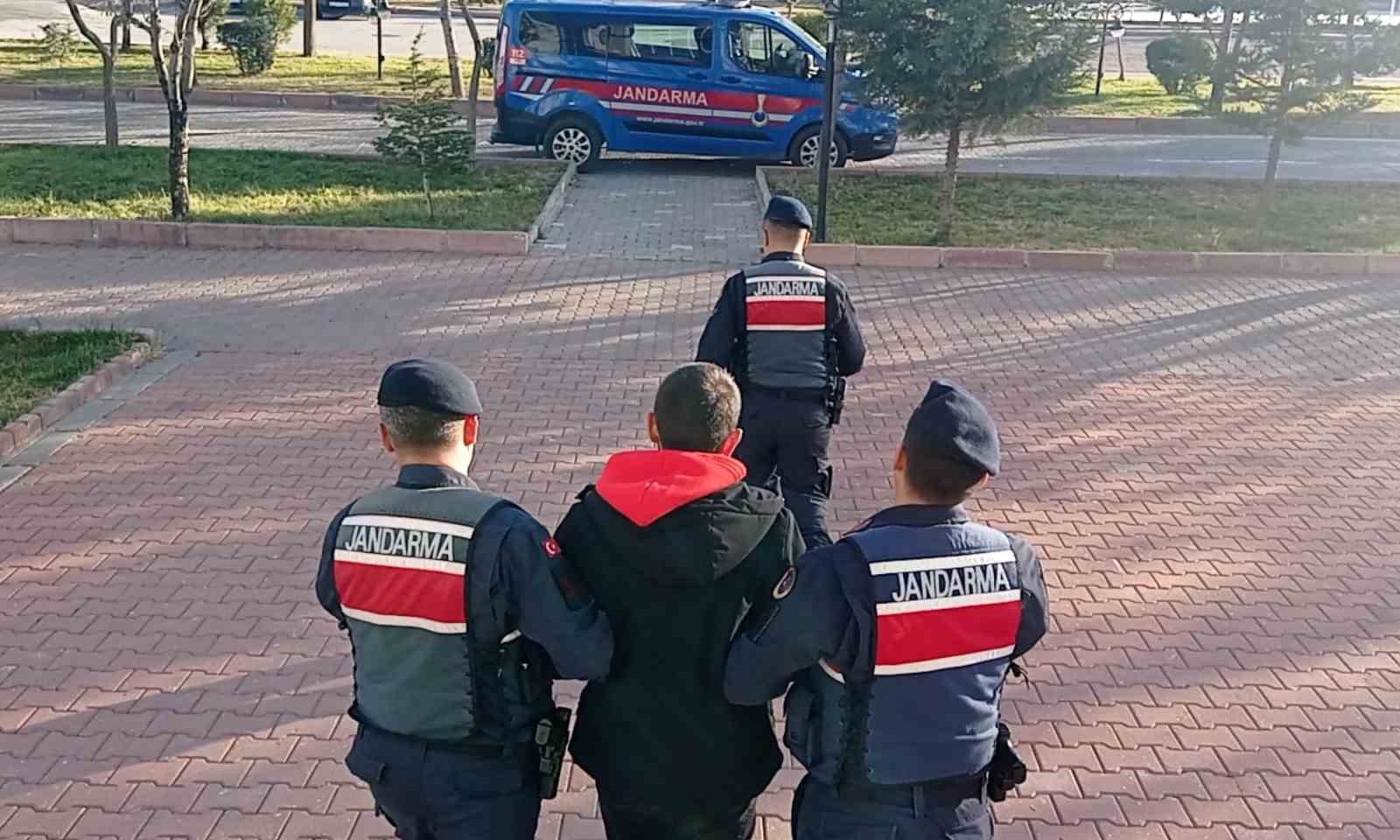 16 yıl hapsi olan şüpheliyi JASAT yakaladı-1