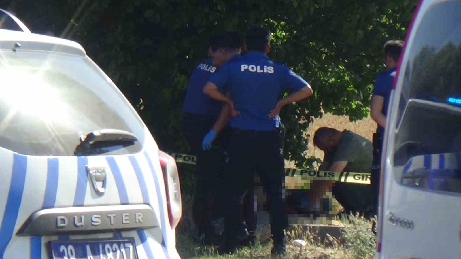 Kayseri'nin Kocasinan'da Boş arazide erkek cesedi bulundu-5