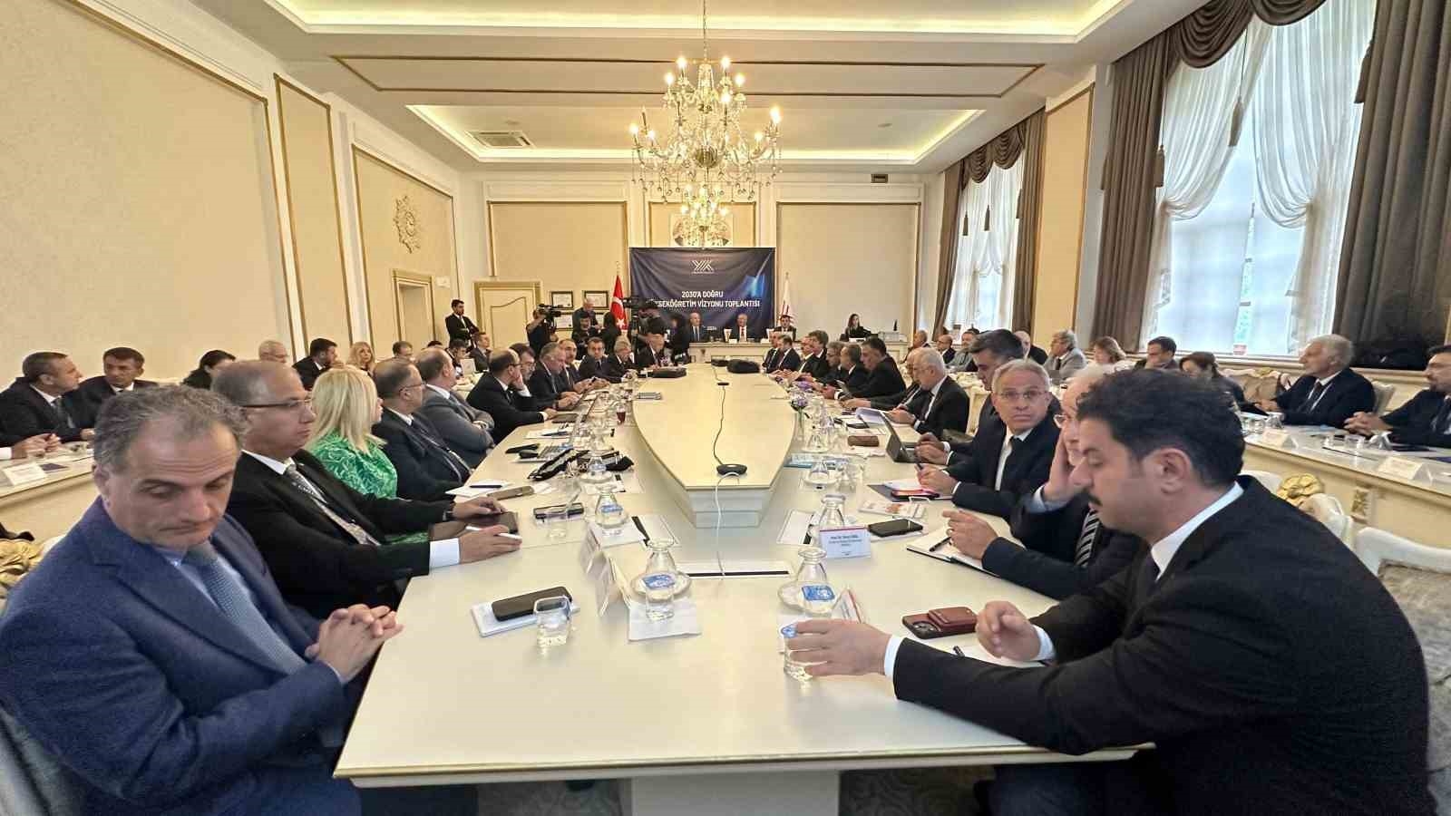 YÖK Başkanı Özvar, '2030 Vizyonu' için 5 bölgesel toplantı düzenleneceğini bildirdi-2