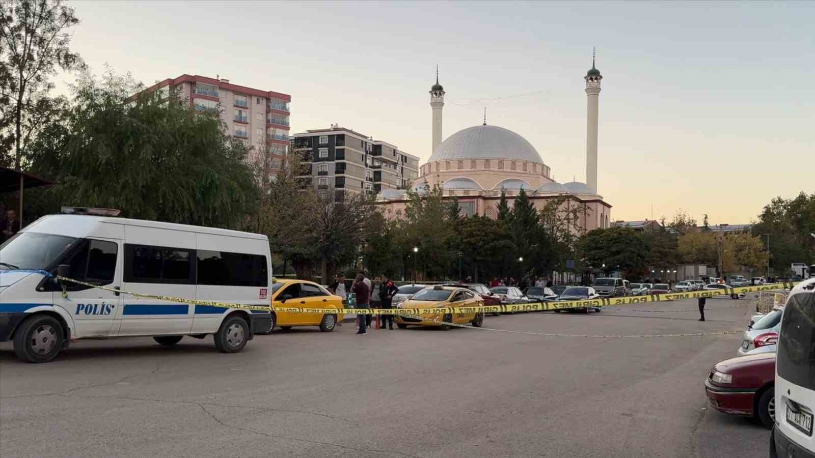 Taşınma kavgası kanlı bitti: Nişanlısını yaralayıp çaldığı taksiyle kaçtı ardından intihar etti-3