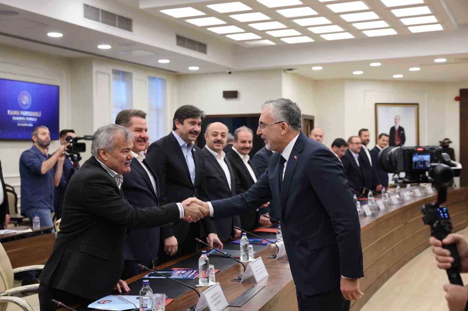Bakan Işıkhan, KPDK Toplantısı'na başkanlık etti-1