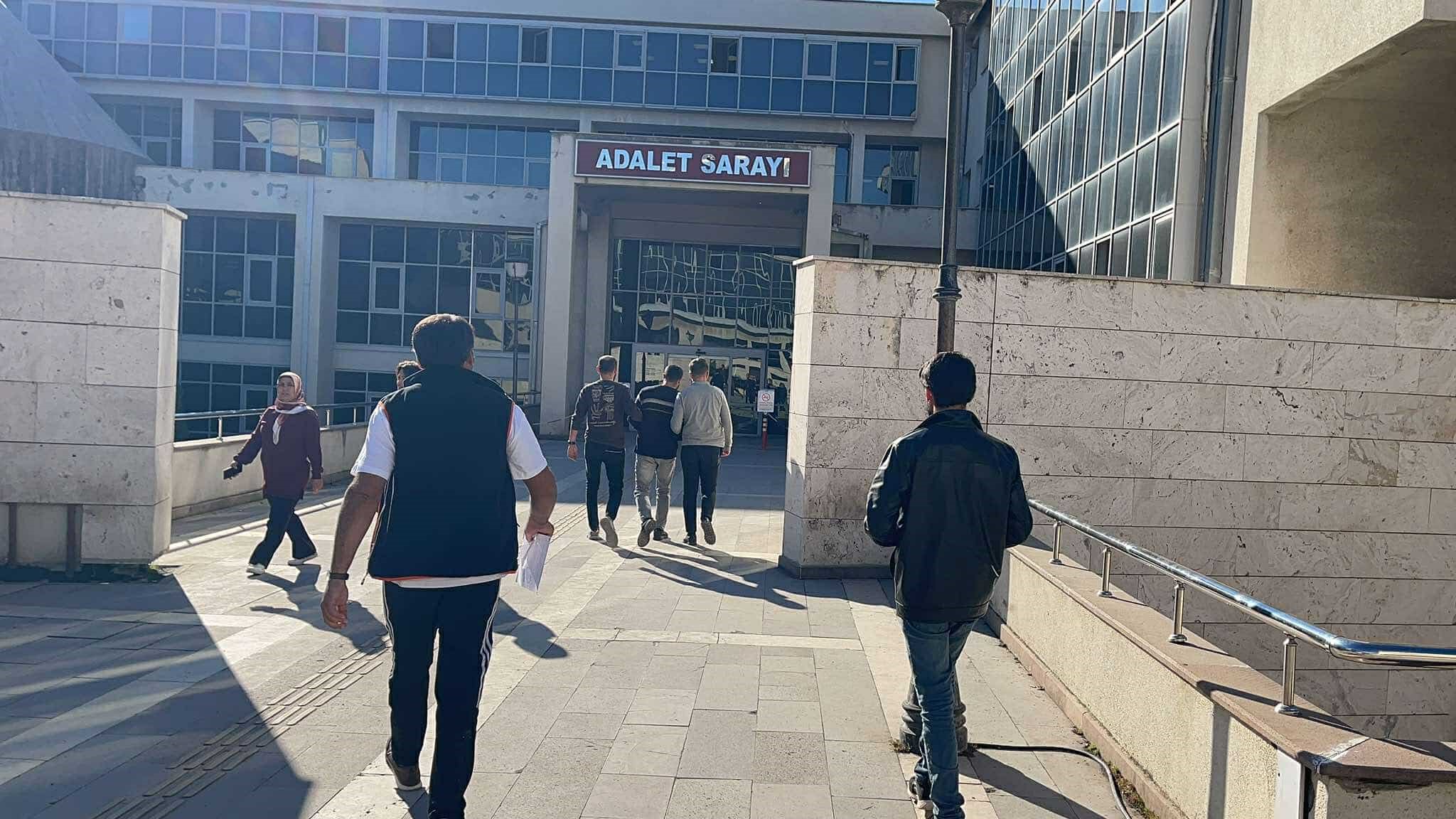 Boşanma aşamasındaki eşini öldüren şahıs tutuklandı-1