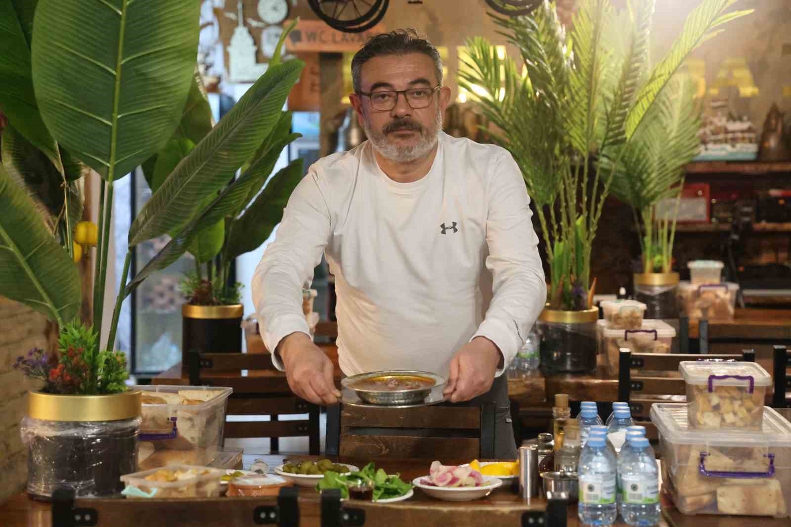 Osmanlıdan günümüze uzanan lezzetler aynı tabakta birleşti-5