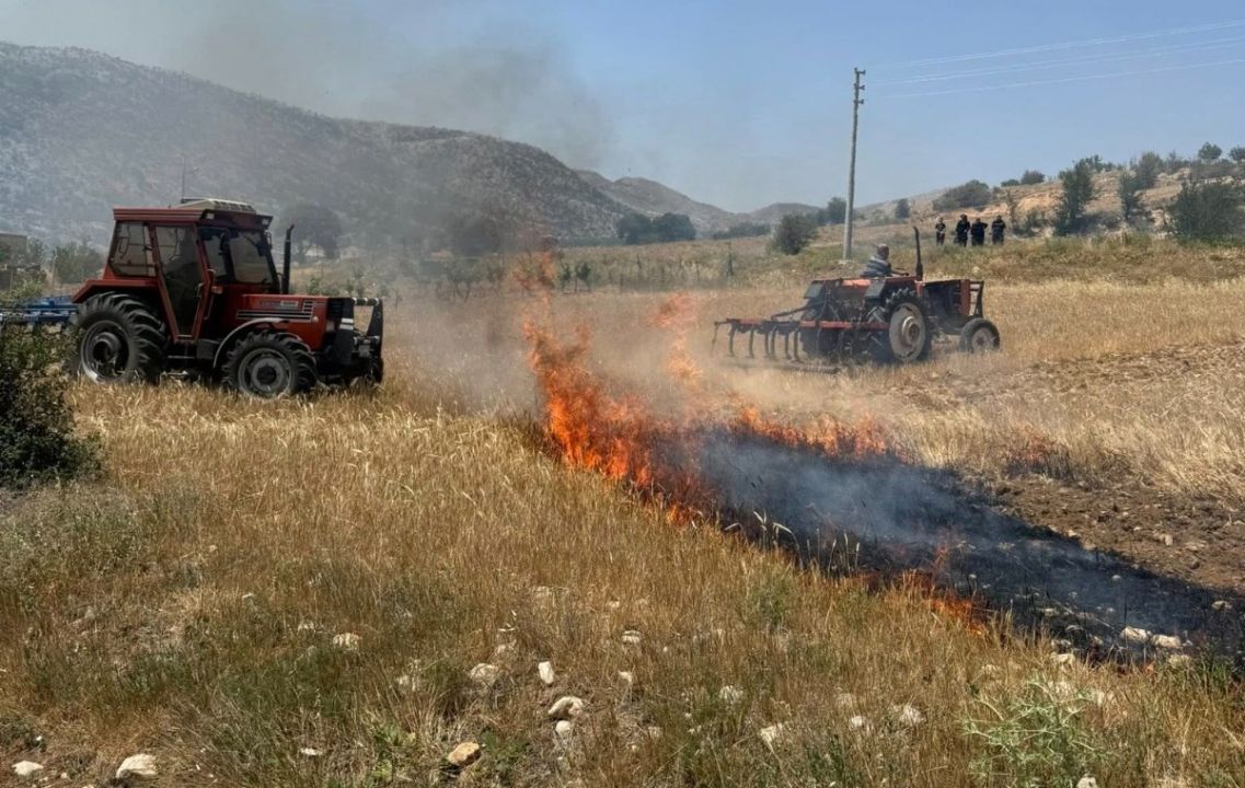 Karaman'da 200 Dekar Ekili Alan Yangında Kül Oldu-3