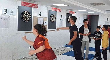 Karaman'da yıldızlar dart turnuvası sona erdi