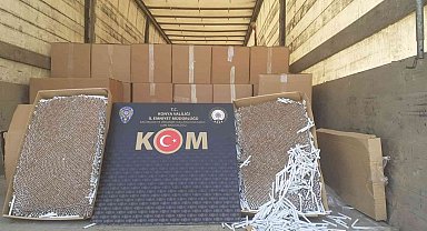 Konya'da 6 milyon 720 bin lira değerinde kaçak sigara ele geçirildi