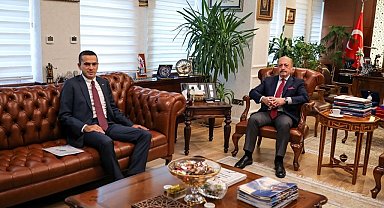 Bakan Bilgin, TİSK Yönetim Kurulu Başkanı Akkol ile görüştü