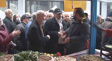 Başkentte bedava hamsi ve muhlama için vatandaşlar birbirini ezdi