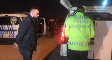 'Dur' ihtarına uymayıp kaçtı, baklava aldığı yerde yakalandı