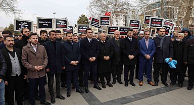 İsveç'te Kur'an-ı Kerim'in Yakılması Yahyalı'da Protesto Edildi