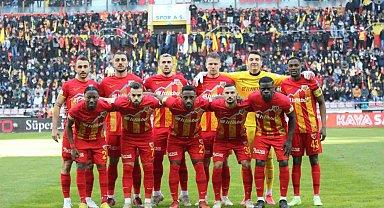 Kayserispor Başkanı Çamlı'ya 3 ay ceza