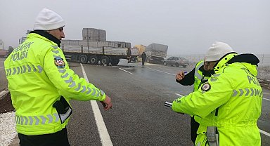 Kırşehir'de 15 araç birbirine girdi: 2 ölü, 2'si ağır 12 yaralı