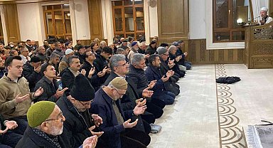 Kulu'da Regaib Kandili'nde camiler doldu taştı