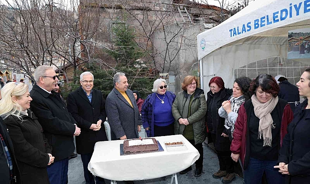 'Maharetli Eller' bir yaşında