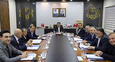 Vali Çiçek, "Ülkemizde sanayici ve iş adamları bakımından Kayseri öncü bir ilimiz"