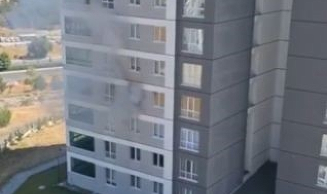 14 katlı apartmanda çıkan yangın paniğe neden oldu