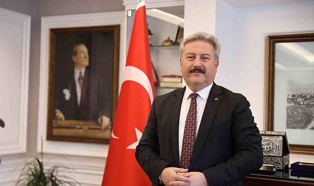 Başkan Palancıoğlu: "Cumhuriyetimizin 100. yılı kutlu olsun"