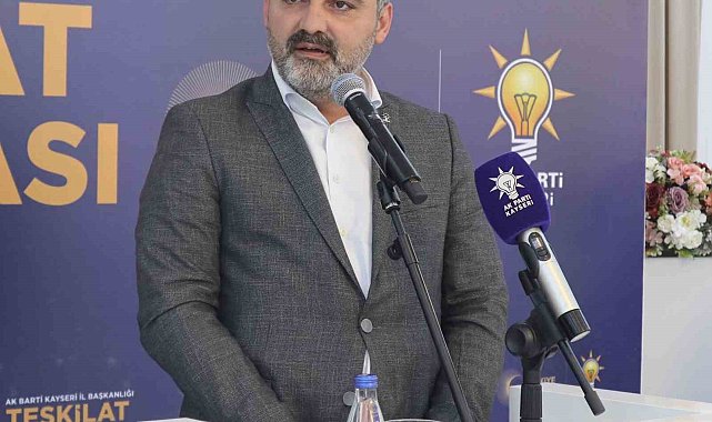 Başkan Üzüm: "Vizyonlarımız ile Türkiye Yüzyılını inşa ediyor, yeni ufuklar açarak hizmetlerimize devam ediyoruz"