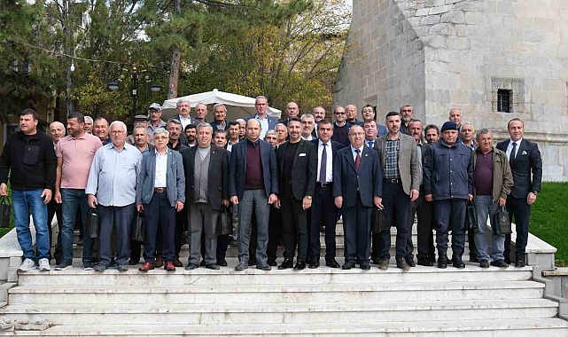 Başkan Yüzügüllü, muhtarları unutmadı
