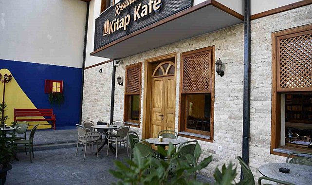 Demir: "Rasathane Kitap Kafe şehrimizin kültürel yaşamına yeni bir soluk getirdi"