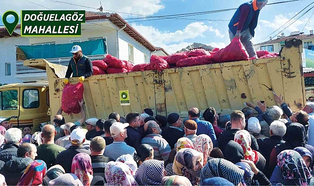 Ereğli Belediyesi yetiştirdiği organik ürünleri vatandaşa dağıtıyor