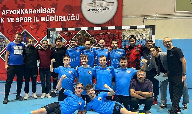 Eskişehir Görme Engelliler Spor 100. Yıl Zafer Kupası'nda yarı finale yükseldi