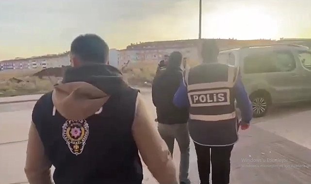 Eskişehir polisinden aranan şahıslara yönelik 33 ekip ve 196 personelle operasyon