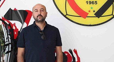 Taraftara Türk bayrağı çağrısı