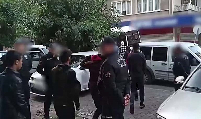 Yasadışı yollarla ülkeye giriş yapan 54 kişi yakalandı