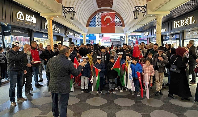 AGD'Lİ öğrenciler Filistin için meydanda