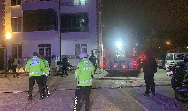 Apart dairede yangın çıktı, 3 kişi dumandan etkilendi