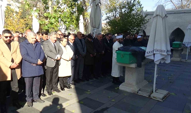 İdris Demirel son yolculuğuna uğurlandı